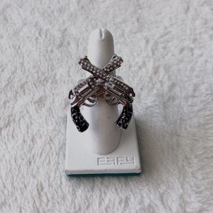 Gun stretch band ring